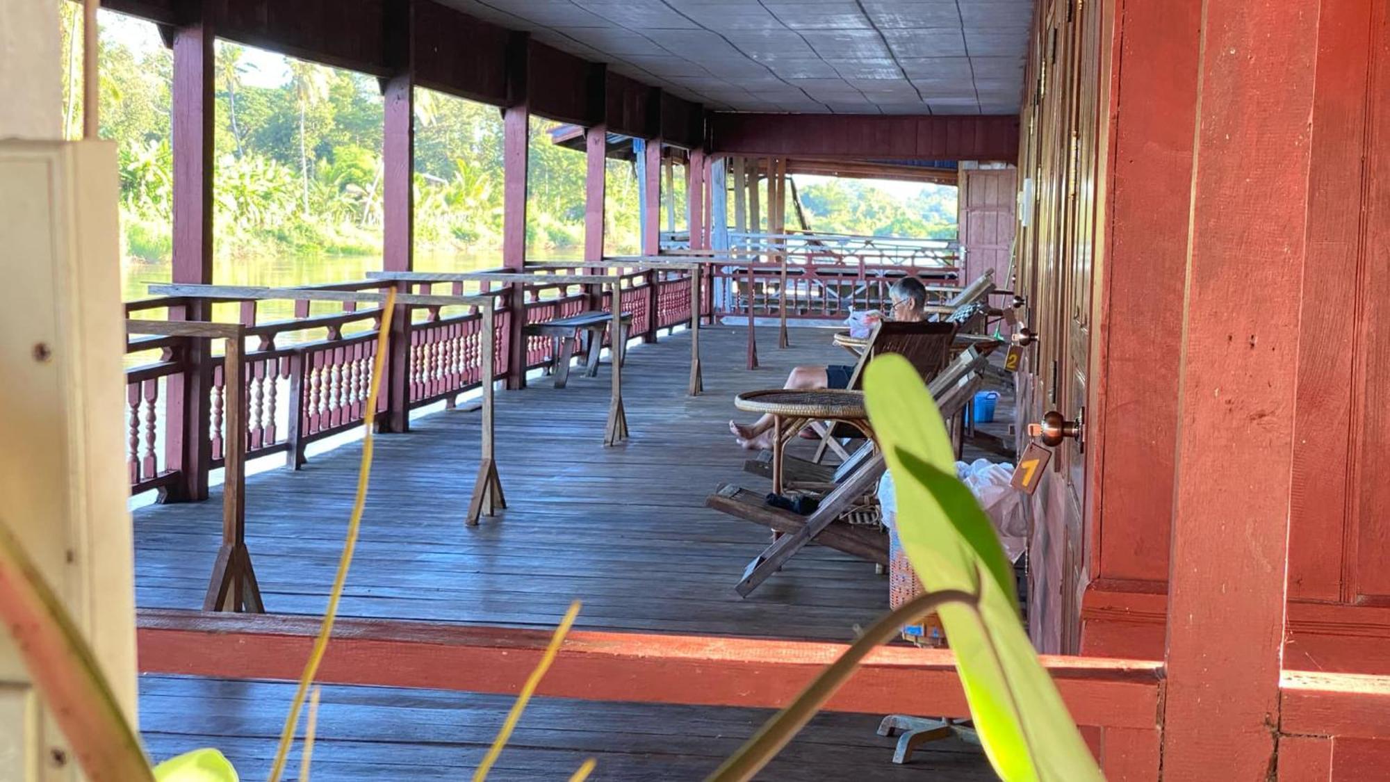 Souksanh River Bungalow Muang Không Buitenkant foto
