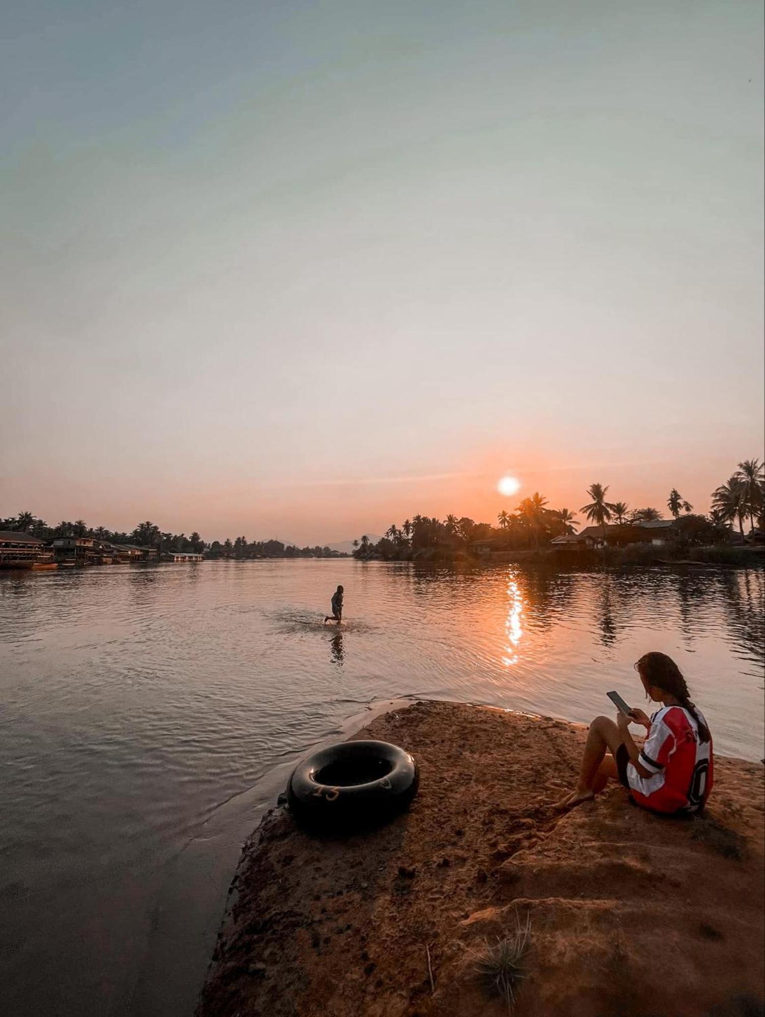 Souksanh River Bungalow Muang Không Buitenkant foto