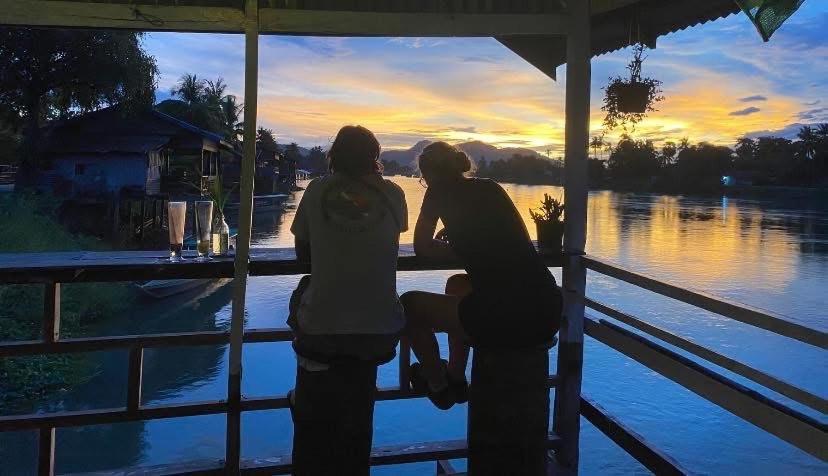 Souksanh River Bungalow Muang Không Buitenkant foto